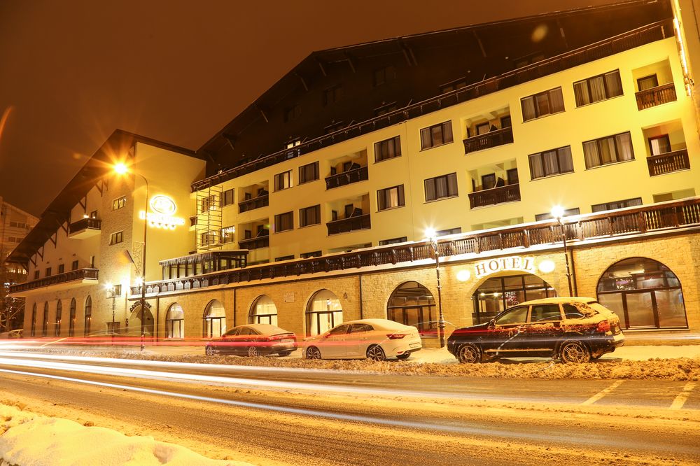 Hotel Carmen Predeal Predeal Romania thumbnail